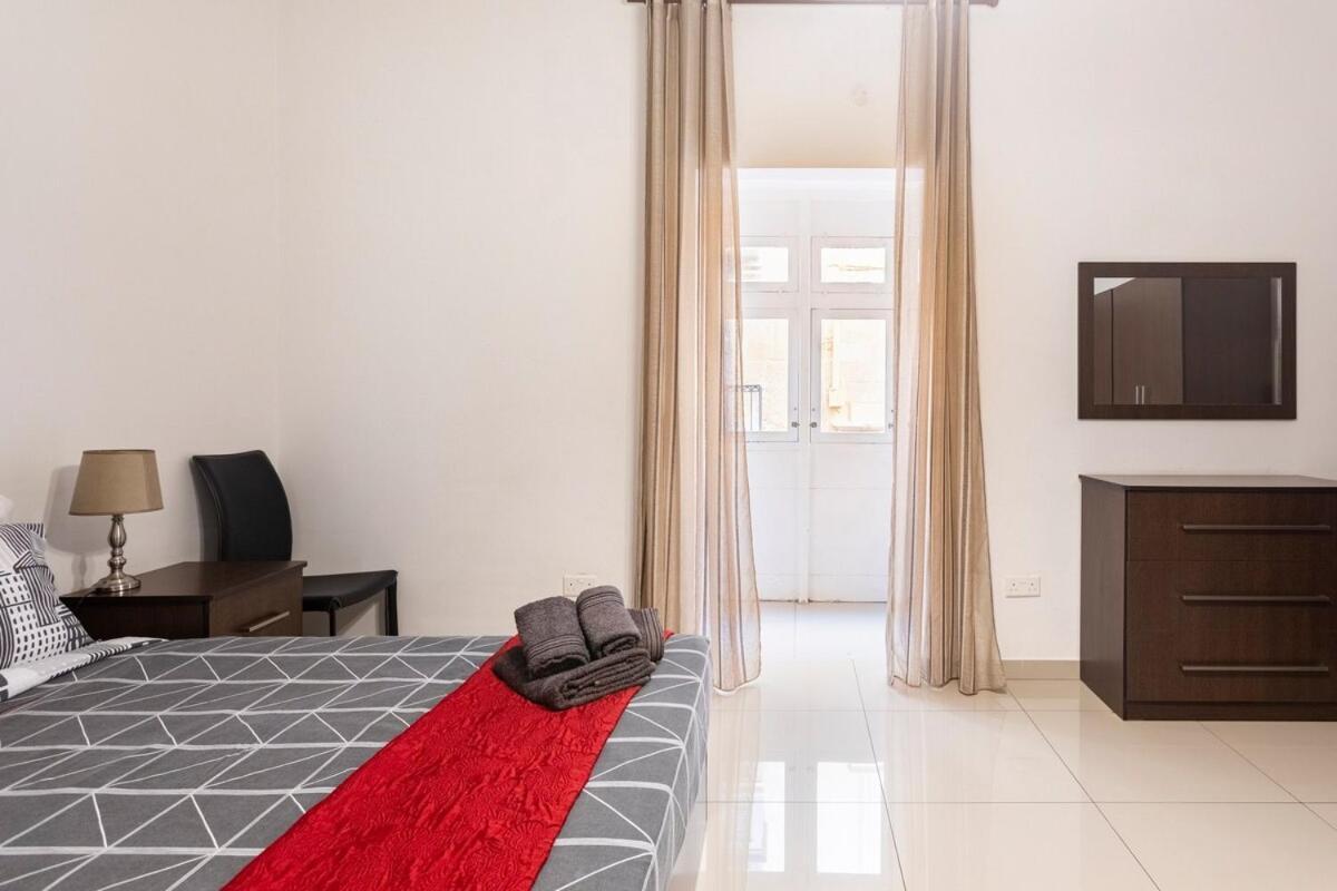 Superbly Located Cosy 2-Bedroom Apartment Valeta Exterior foto
